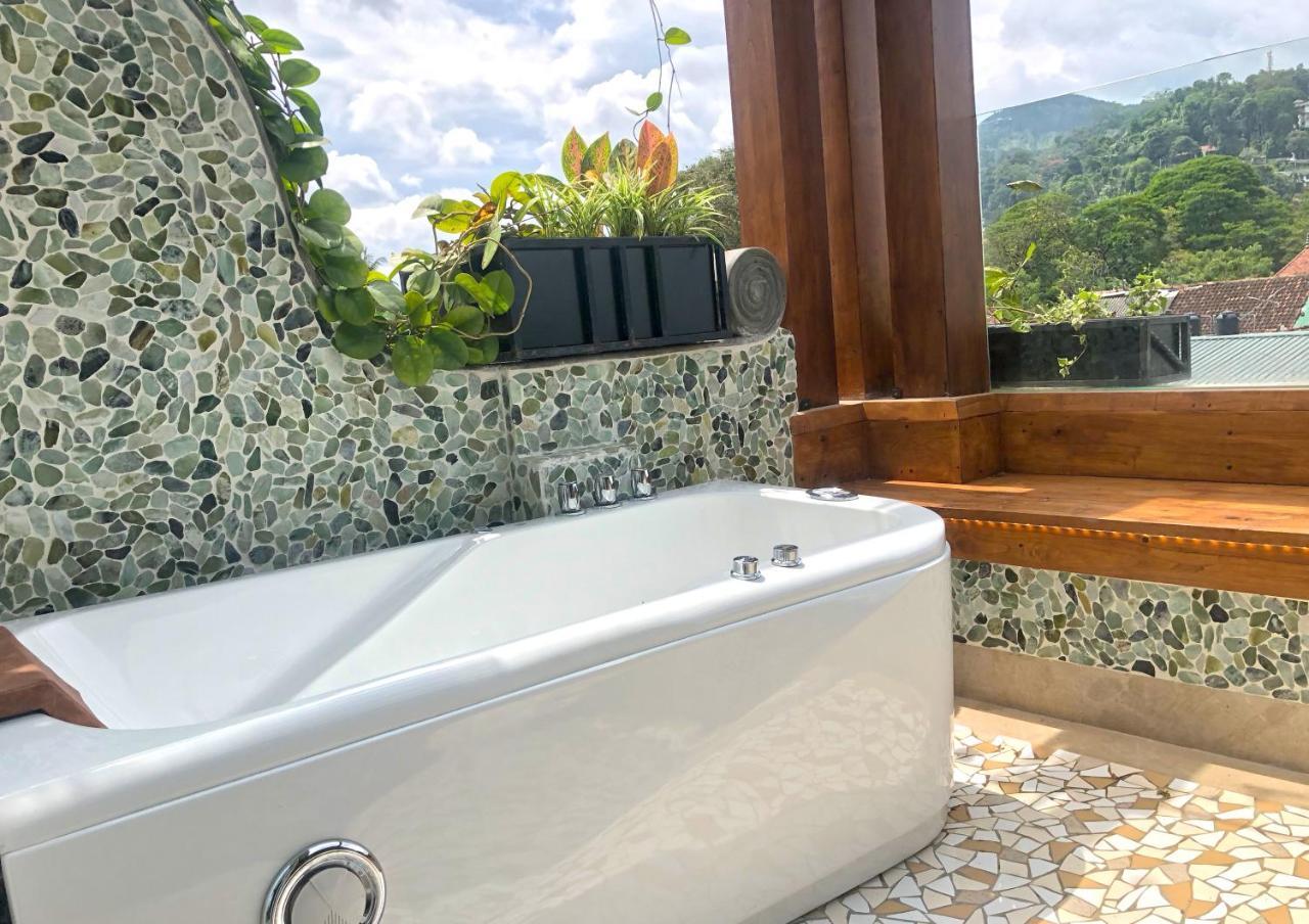 The Radh Hotel Kandy Luaran gambar