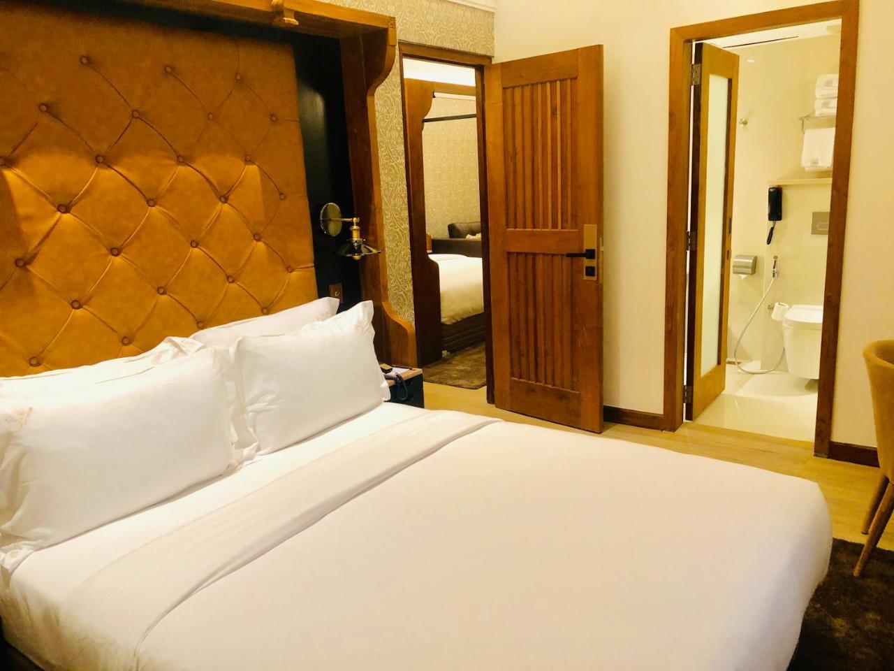 The Radh Hotel Kandy Luaran gambar